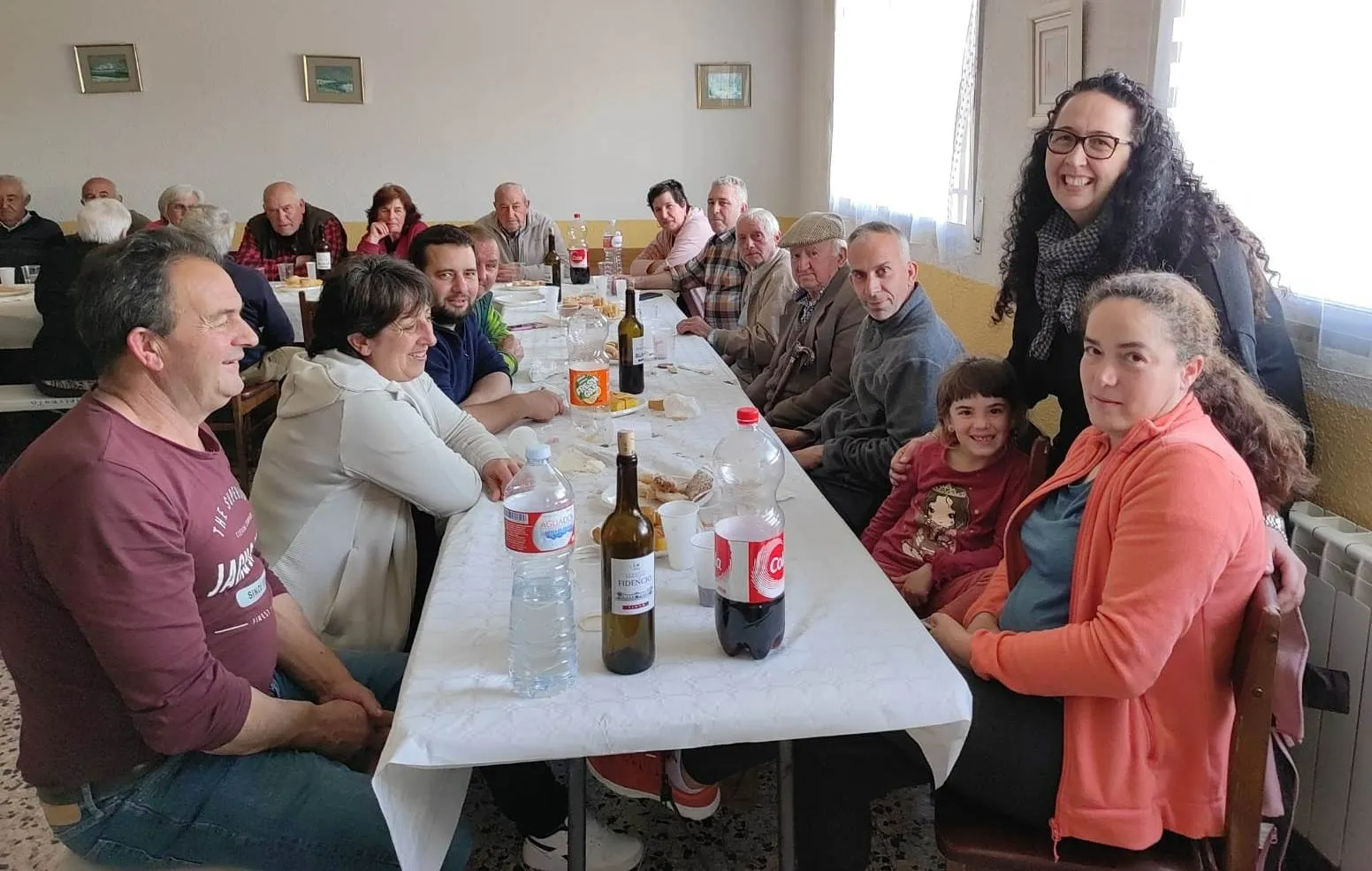 Foto 7 - Los vecinos de La Atalaya homenajean a la que ha sido su m&eacute;dica durante la &uacute;ltima d&eacute;cada
