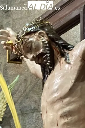 El Santo Cristo del Humilladero ha presentado su nueva imagen tras su restauración 