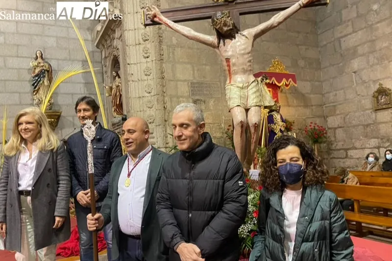 El Santo Cristo del Humilladero ha presentado su nueva imagen tras su restauración 