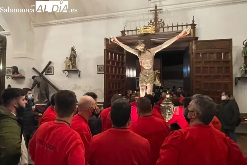 La procesión del Humilladero se veía suspendida tras el aguacero caído durante el desfile