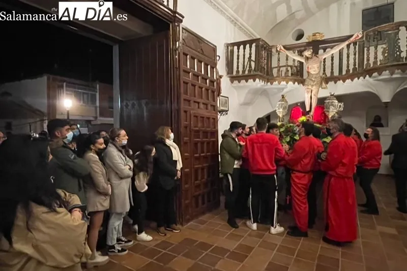 La procesión del Humilladero se veía suspendida tras el aguacero caído durante el desfile