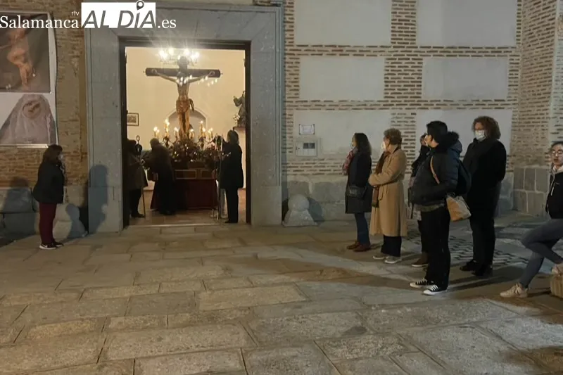 Nuestra Señora de la Esperanza ha procesionado en su primera 'Madruga'