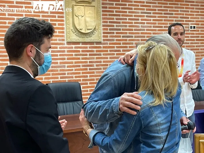 Los campeones de España de Maratón por equipos han vivido un emotivo recibimiento en Macotera