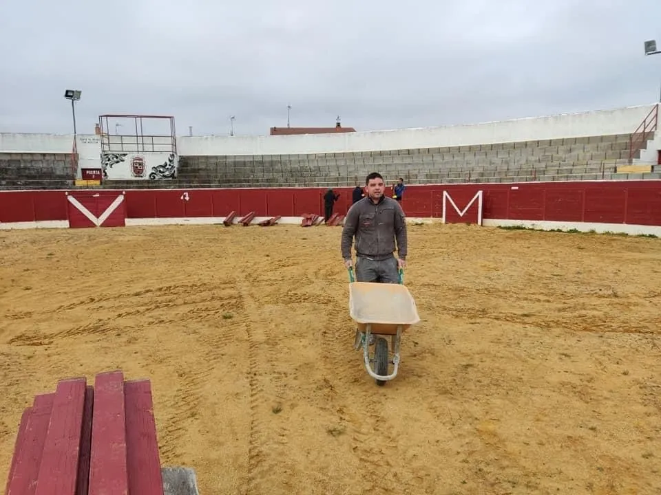Foto 4 - Todo a punto y en cuenta atr&aacute;s para el comienzo de las fiestas del Voto en Villoria