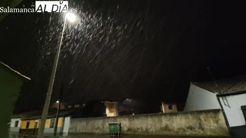 Foto 4 - Se acaba la calurosa Semana Santa y llega la nieve a la comarca