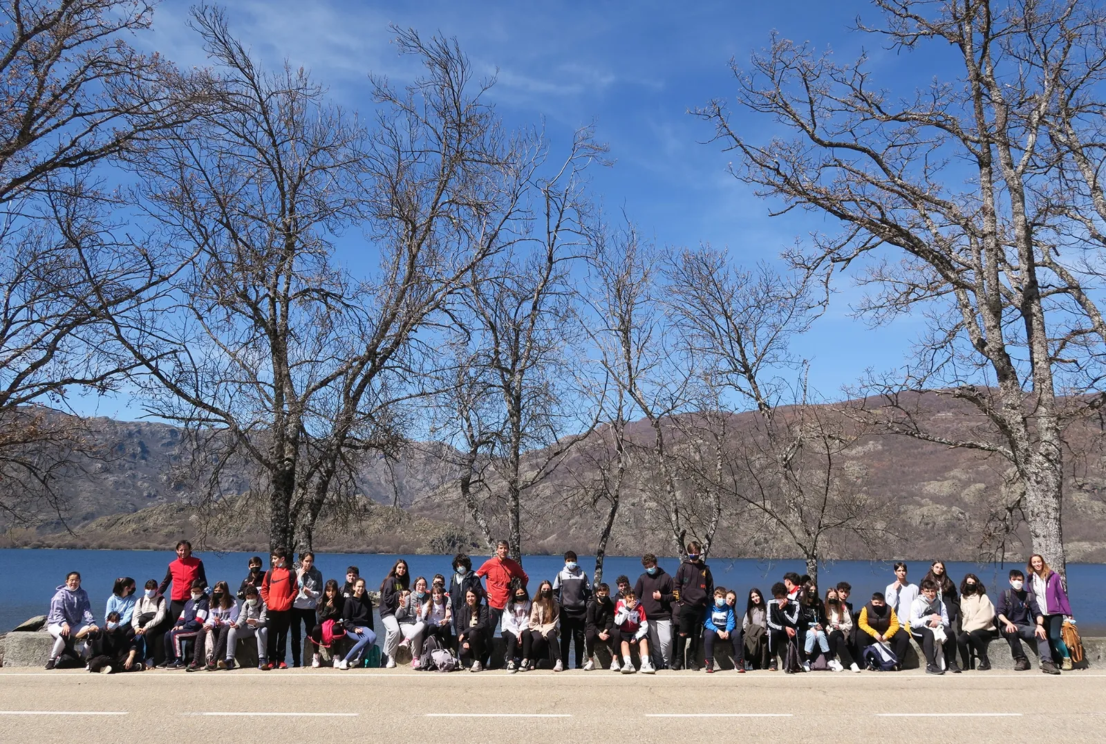 Foto 3 - Alumnos del IES Leonardo da Vinci conocen de primera mano el Lago de Sanabria