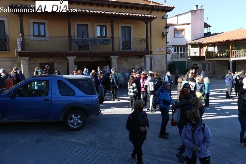 Éxito de participación en la XXV Ruta de Senderismo Arribes del Duero en Mieza / CORRAL
