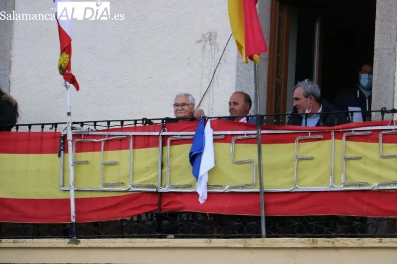 Éxito de los alumnos de la Escuela de Tauromaquia de Salamanca en la clase práctica celebrada en Olmedo de Camaces / CORRAL
