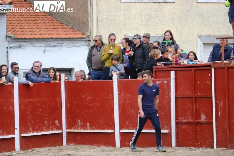 Segundo encierro de las fiestas de San Jorge en Olmedo de Camaces / CORRAL 