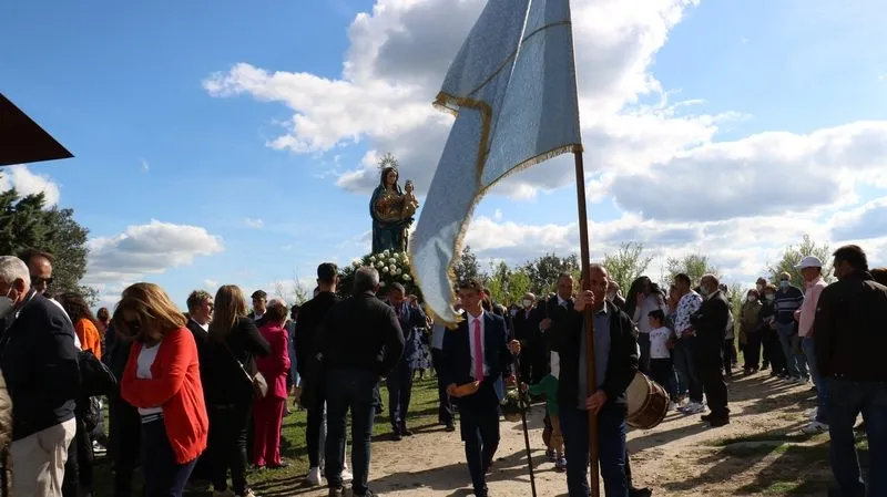 Actos en honor a la Virgen del Castillo en Yecla de Yeltes / CORRAL