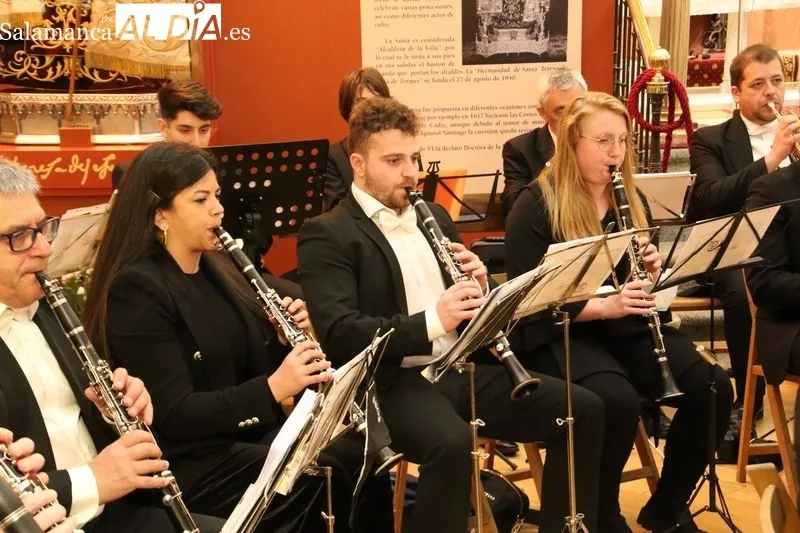 Foto 9 - La Banda de M&uacute;sica estrena &lsquo;A ti&hellip;Juan&rsquo; y &lsquo;Dulce Mirada de Mar&iacute;a&rsquo; de Manuel Rico y Mat&iacute;as Ca&ntilde;izal