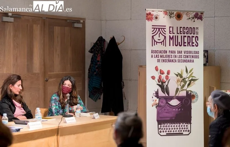 Presentación del proyecto en la Casa de las Conchas - Carmen Borrego