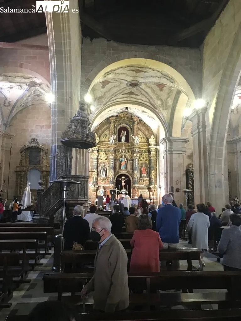 La plaza de Cantalpino se convertía en epicentro de la procesión del Encuentro