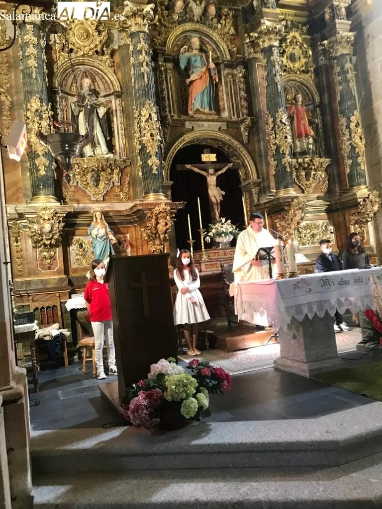 La plaza de Cantalpino se convertía en epicentro de la procesión del Encuentro