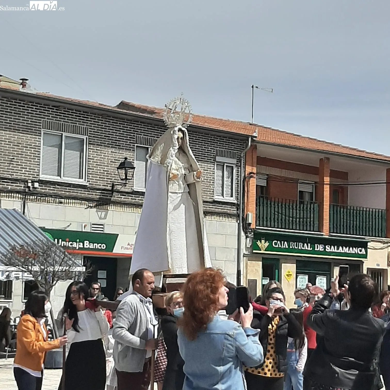 La plaza de Cantalpino se convertía en epicentro de la procesión del Encuentro
