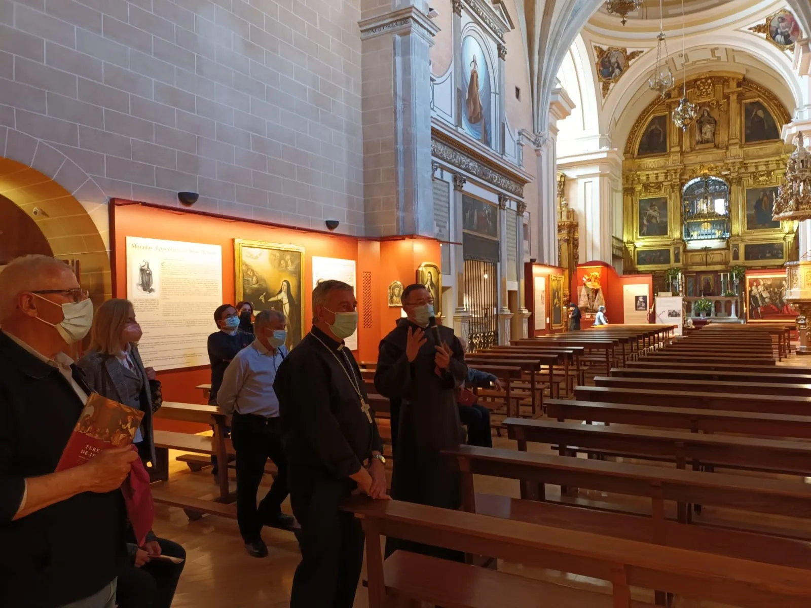 Foto 2 - Los sacerdotes del Arciprestazgo de Ciudad Rodrigo celebran en Alba de Tormes su encuentro de Pascua
