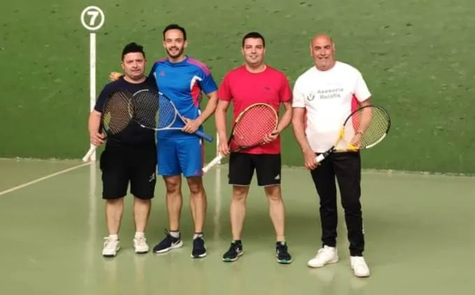 Foto 9 - Pablo Sevillano y Manolo L&oacute;pez ganan el Trofeo Diputaci&oacute;n de Frontenis