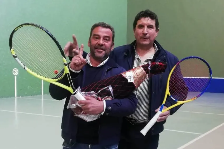 Foto 2 - Pablo Sevillano y Manolo L&oacute;pez ganan el Trofeo Diputaci&oacute;n de Frontenis