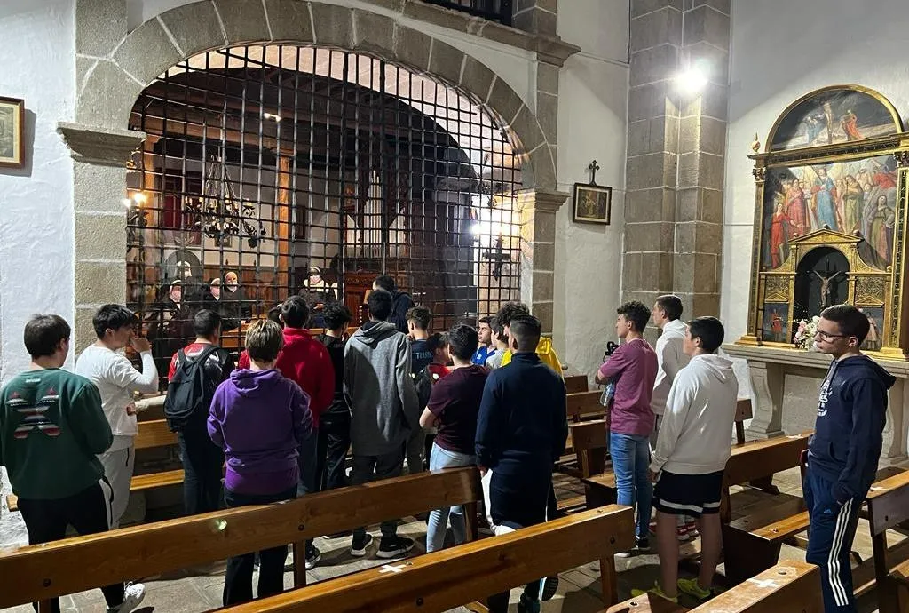 Foto 2 - El Seminario degust&oacute; el hornazo en San Felices de los Gallegos