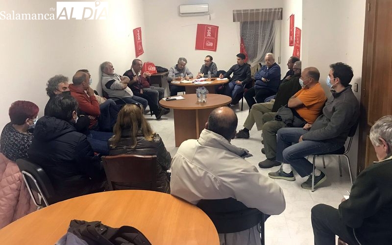 Encuentro de ediles socialistas de la comarca de Vitigudino en Saldeana  