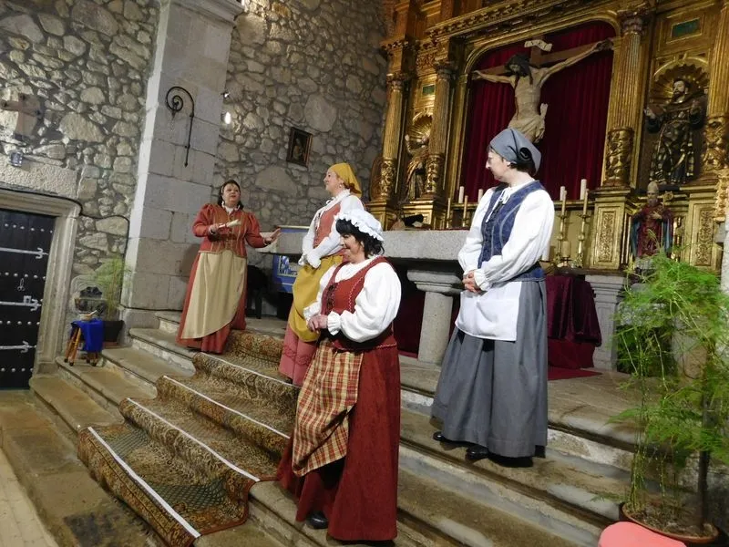 Foto 2 - Teatro en San Mart&iacute;n del Casta&ntilde;ar con 'Buscando a Nebrija' 