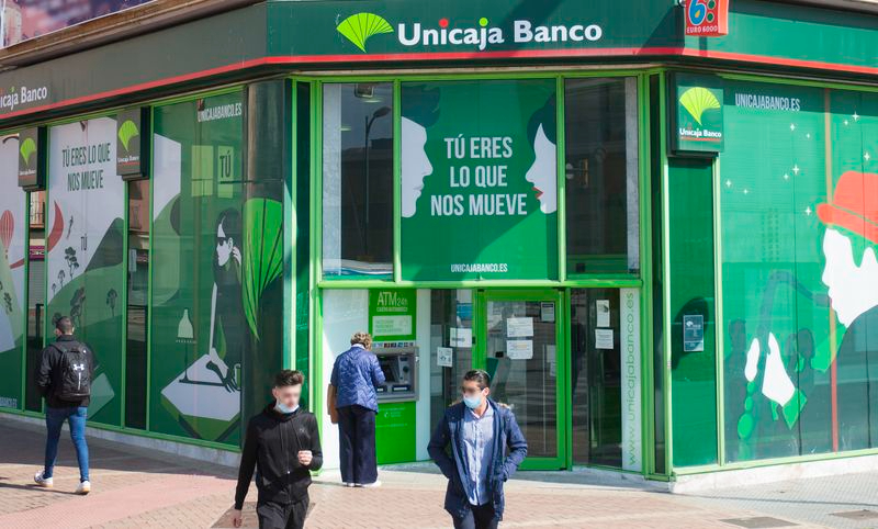Unicaja Banco dispone de una oferta hipotecaria atractiva al ofrecer una importante reducción del tipo de interés durante los primeros 12 meses