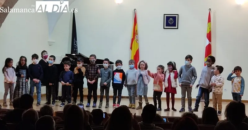 Foto 5 - Los peque&ntilde;os de la escuela de m&uacute;sica y danza 'Jos&eacute; Lid&oacute;n' despliegan su arte