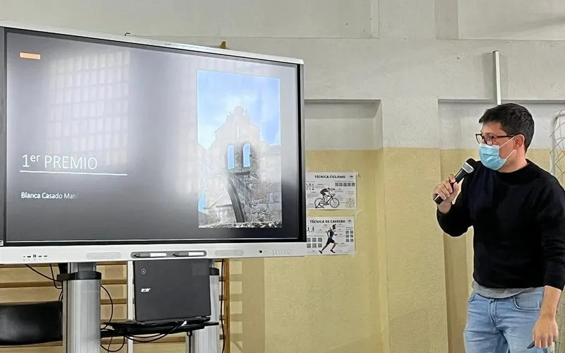 Protagonsitas de la jornada de actividades que `ponía el cierre al trimestre en el IES Campo Charro de La Fuente de San Esteban
