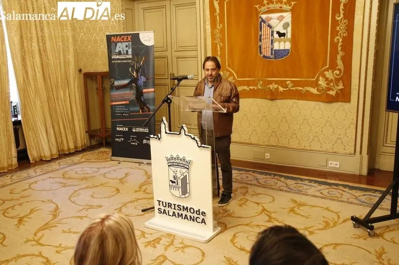 Galería de imágenes del acto de presentación