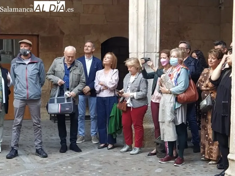 Foto 5 - Sentido homenaje en recuerdo de la periodista Celia S&aacute;nchez