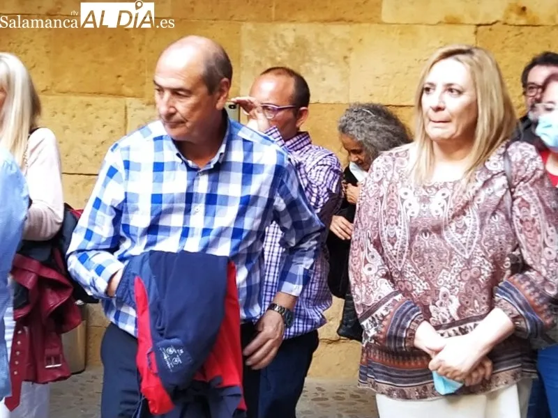 Foto 2 - Sentido homenaje en recuerdo de la periodista Celia S&aacute;nchez