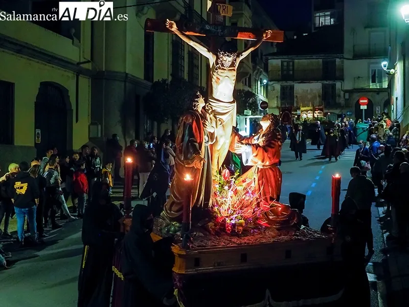 Foto 11 - El &lsquo;Santo Entierro&rsquo; engalana B&eacute;jar y muestra su riqueza art&iacute;stica &uacute;nica