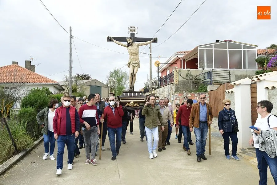 Traslado de la imagen del Cristo de La Santa Cruz/ Rep. Gráfico: Adrián M.Pastor