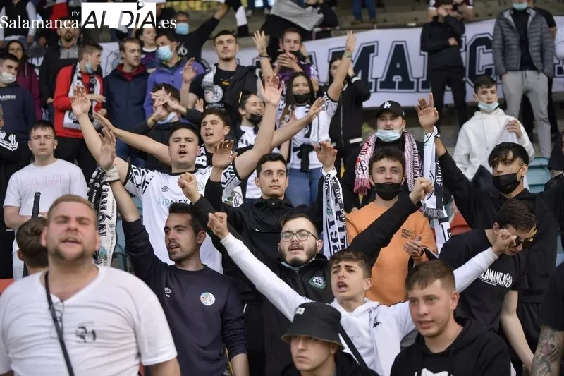 Galería de público del Salamanca UDS - Arosa