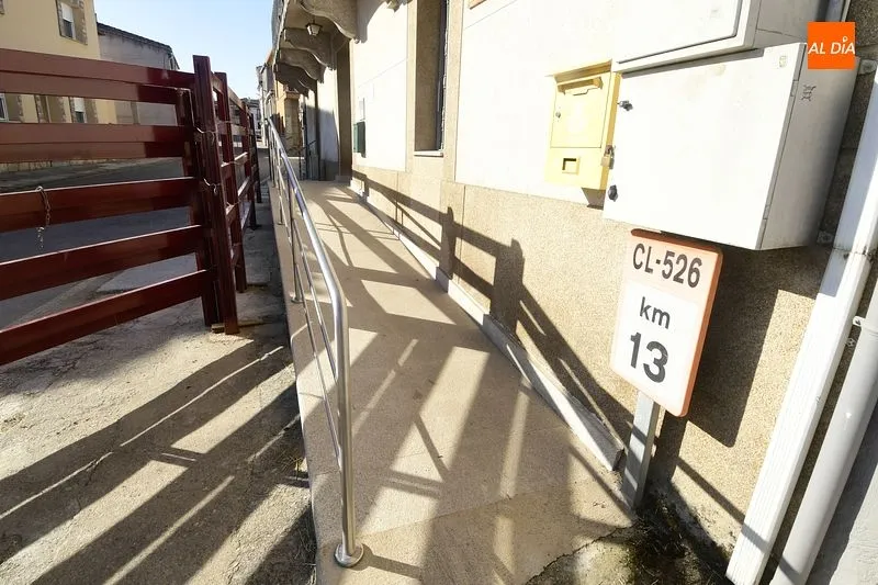 Rampa de acceso al consistorio