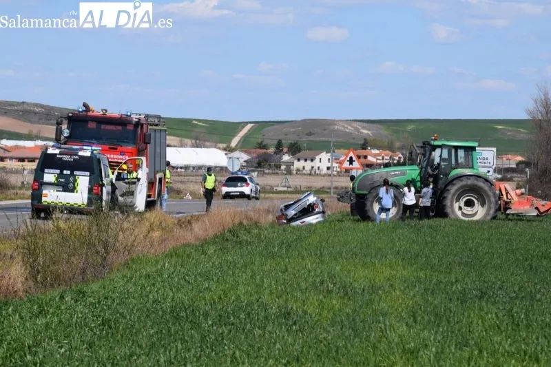Accidente en la SA-114 cerca de Garcihernández - PZ