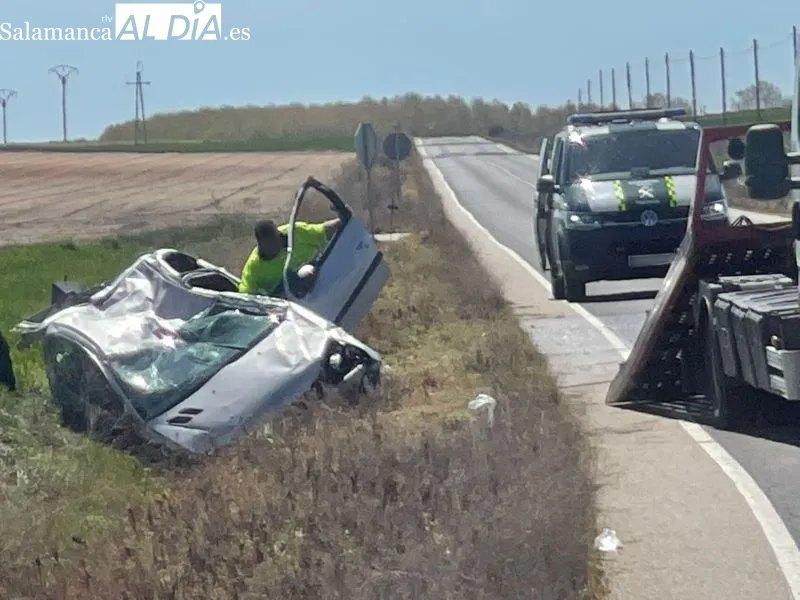 Accidente en la SA-114 cerca de Garcihernández - PZ