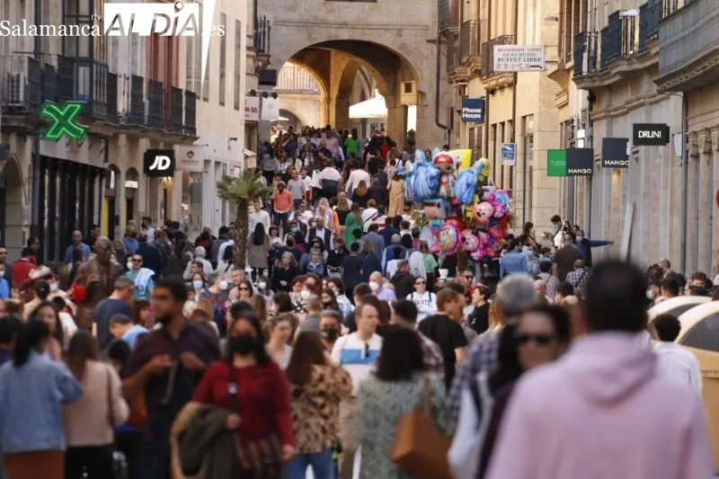 Salamanca ha estado repleta de público durante la Semana Santa - David Sañudo