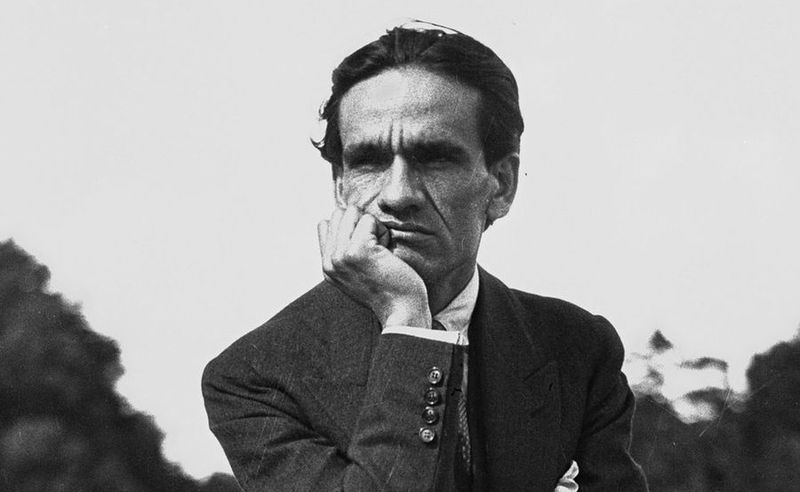 César Vallejo, poeta y escritor peruano, que es considerado uno de los mayores innovadores de la poesía universal del siglo XX