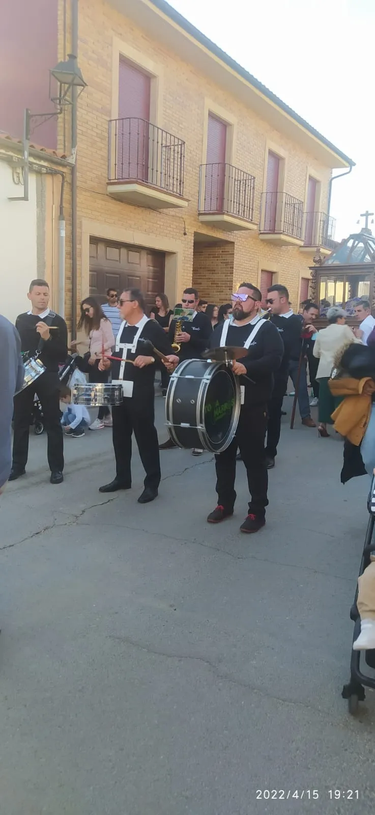 Cantalpino se vuelca en el retorno de su Semana Santa