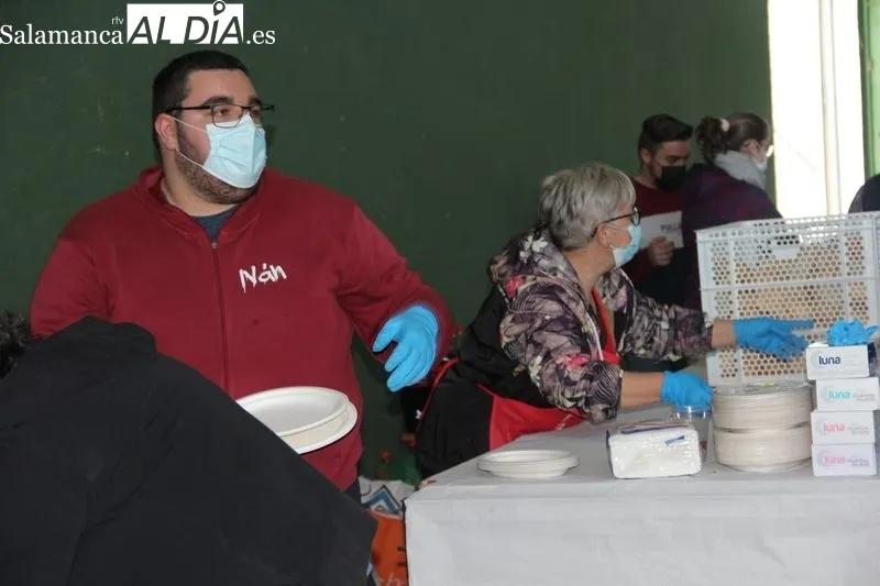 Foto 5 - Comida de convivencia en Encinas de Arriba