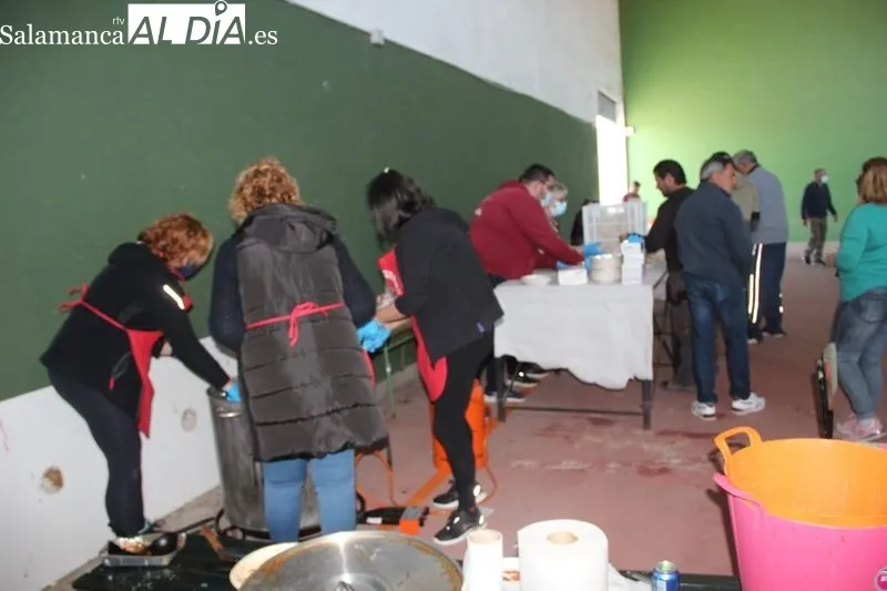 Foto 4 - Comida de convivencia en Encinas de Arriba