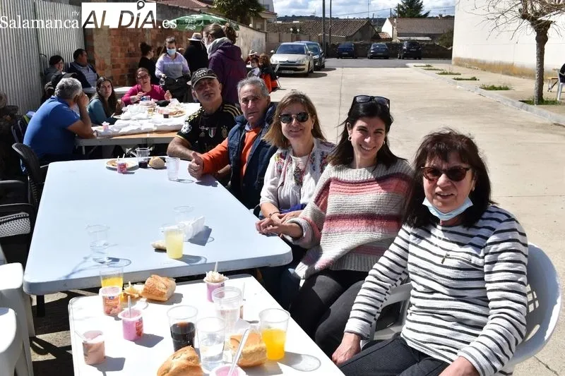 Foto 10 - Comida de convivencia en Encinas de Arriba
