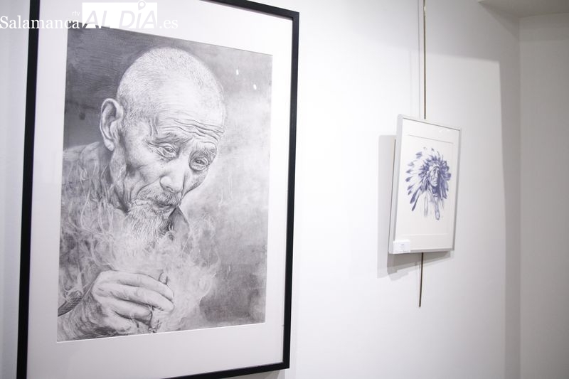 Exposición de dibujos ‘Pintura en tres caminos’ de Félix Huete García, en el Espacio Joven. Foto de David Sañudo