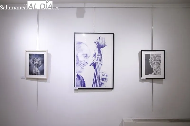 Exposición de dibujos ‘Pintura en tres caminos’ de Félix Huete García, en el Espacio Joven. Foto de David Sañudo