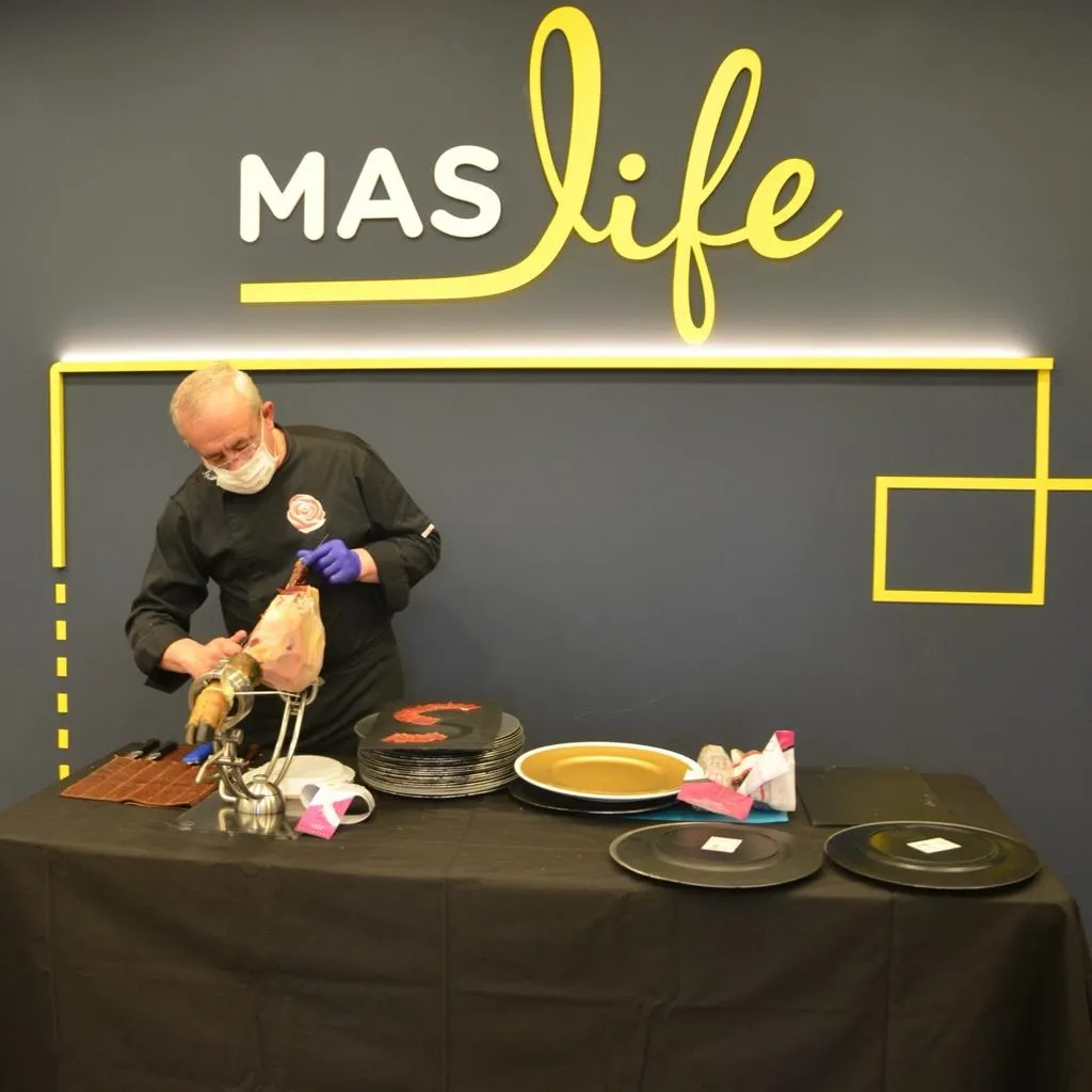 Foto 2 - MASlife inaugura nueva tienda en el Centro Comercial Vialia