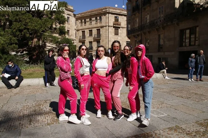 Fiestas de Filología y Bellas Artes en el centro de Salamanca. Foto de David Sañudo