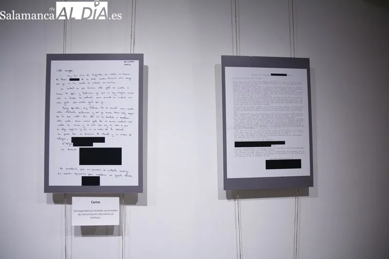 Exposición ‘Iguales, 25 años de lucha LGTBI  en Salamanca’ en el Espacio Joven. Foto de David Sañudo