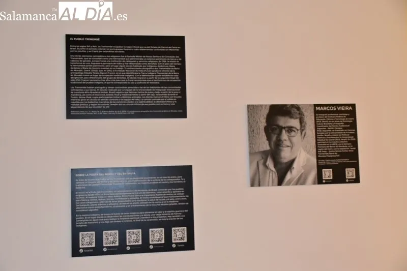 Exposición fotográfica “IANDÊ Á’TÁ JOAJU – ¡Juntos somos fuertes!”, de Marcos Vieira, en la Sala de Exposiciones del Palacio Maldonado. Foto de Vanesa Martins