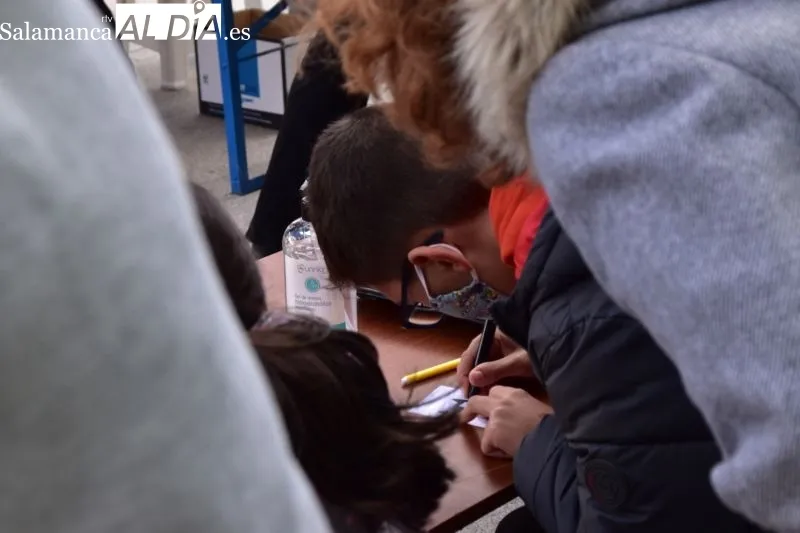 Día Mundial de Conciencia sobre el Autismo en Salamanca de la Asociación Ariadna - Fotos: Vanesa Martins